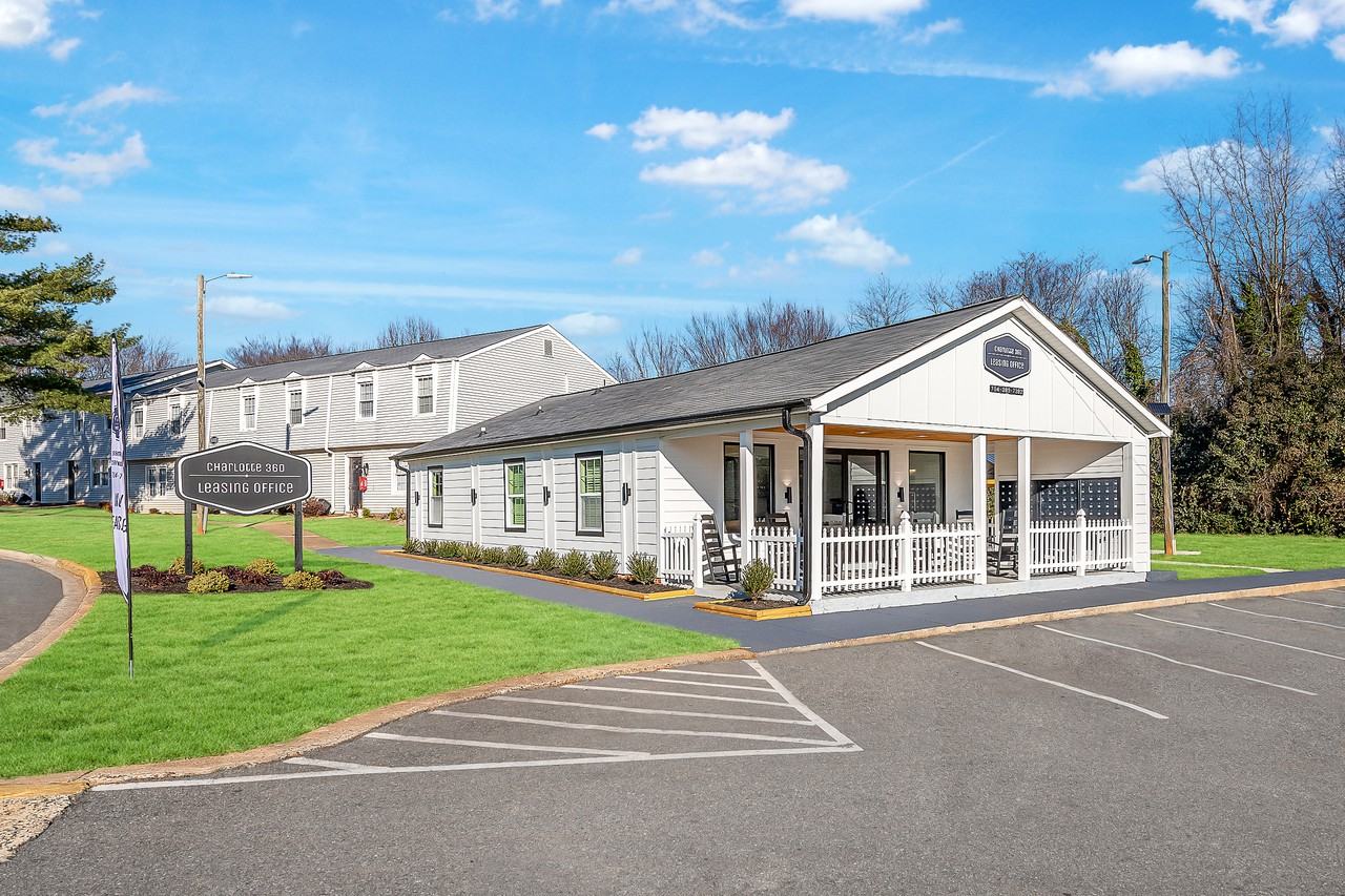 Charlotte 360 Apartments and Townhomes 2930 Street, Charlotte