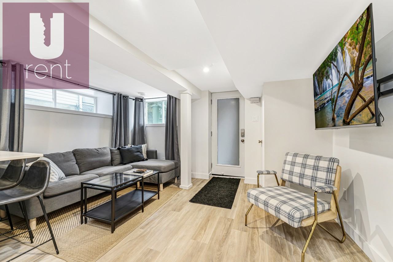 121 Hopewell Avenue B, Ottawa, ON K1S 2Z2 2 Bedroom Apartment for