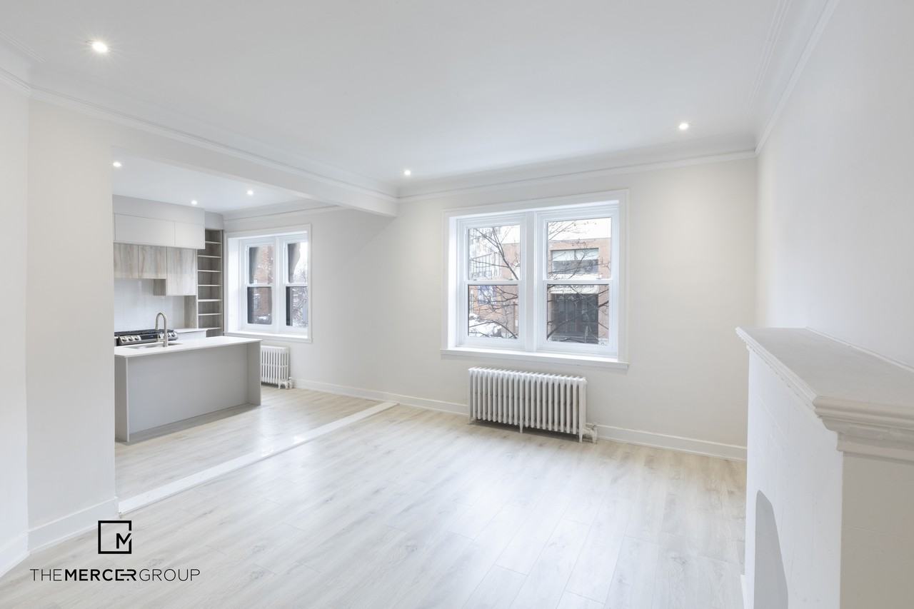 5550 Chemin de la Côte Saint Luc, Montréal, QC H3X 2E2 2 Bedroom