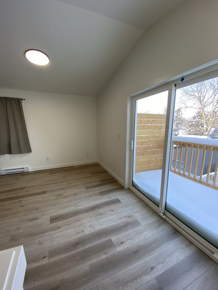 589B Rosedale Ave Apartments in Lord Roberts, Winnipeg, MB R3L 1M6 Zumper