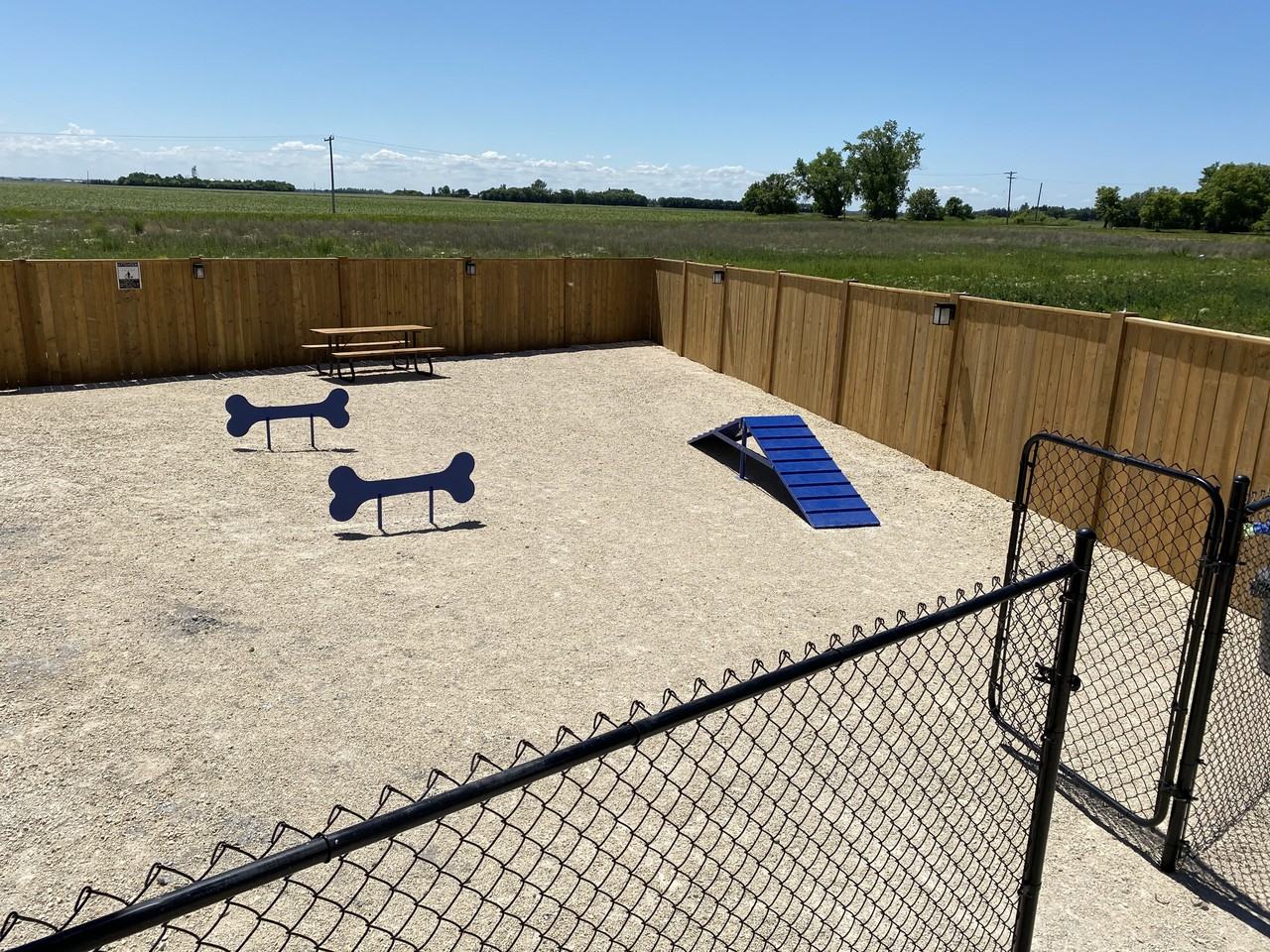 Edgemont Place Apartments 51 Edgemont Pl, Blumenort, MB R0A 0C1 Zumper