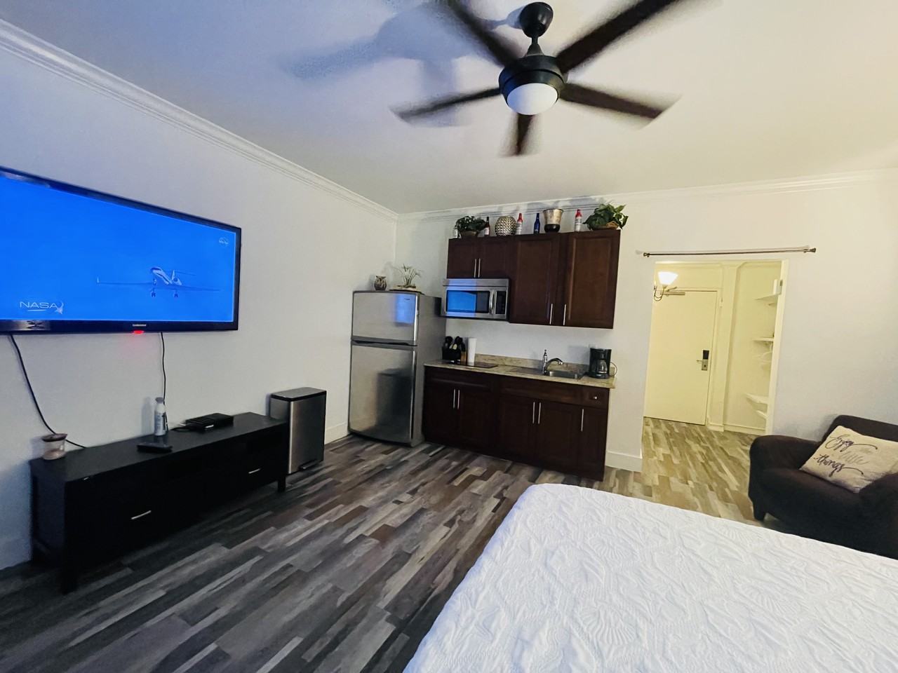 Getaway Beach Condo at Little Harbor Apartments 611 Destiny Drive