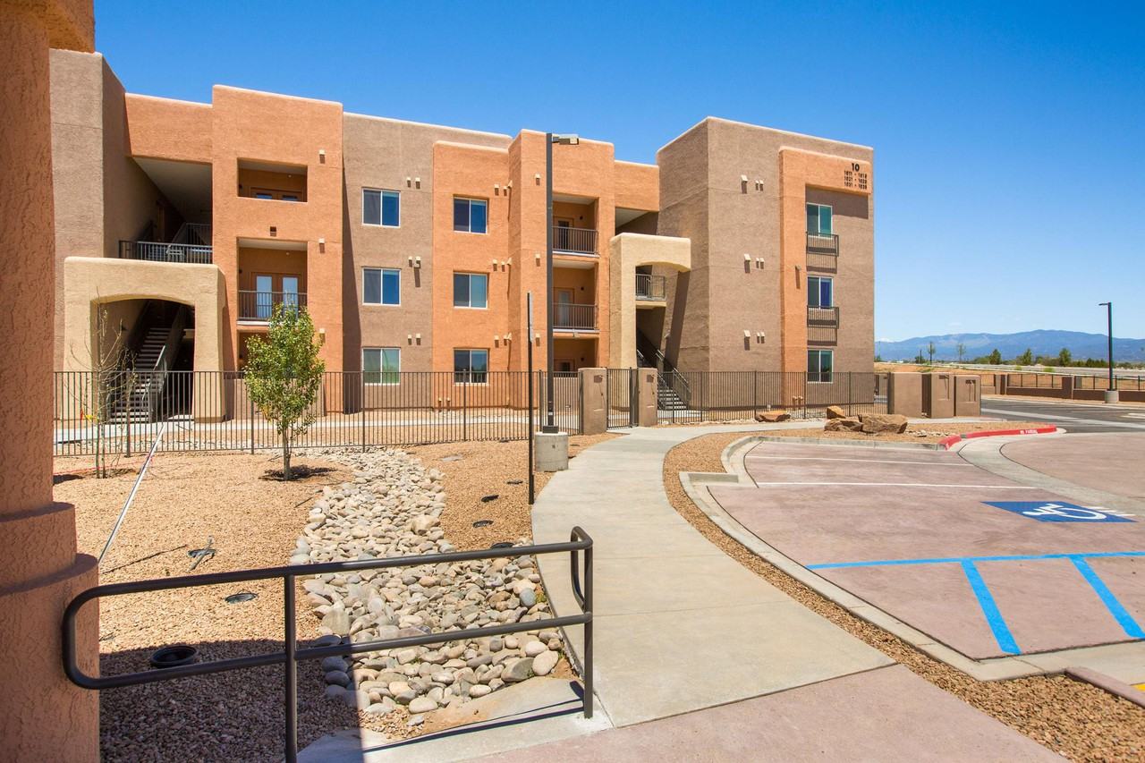 South Meadows Apartments 2800 S Meadows Rd, Santa Fe, NM 87507 Zumper