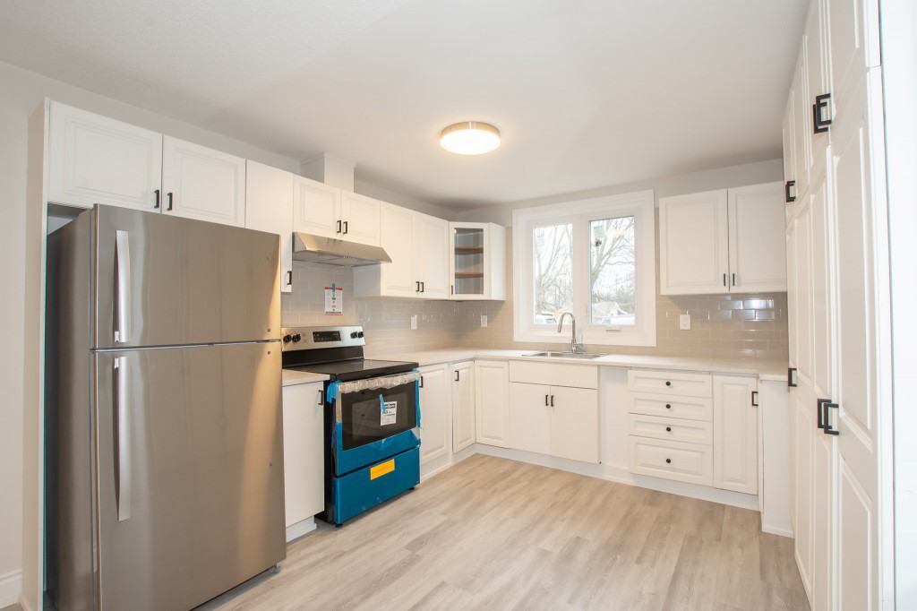 69 Welland Street Apartments 69 Welland St, Port Colborne, ON L3K 1V1