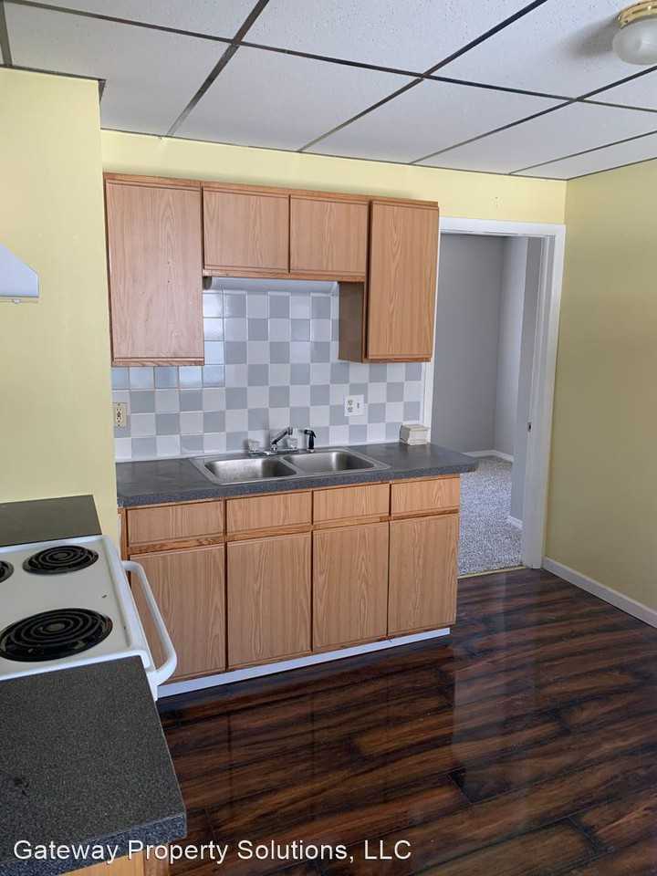 81 Broad St Apartments in Gloversville, NY 12078 Zumper