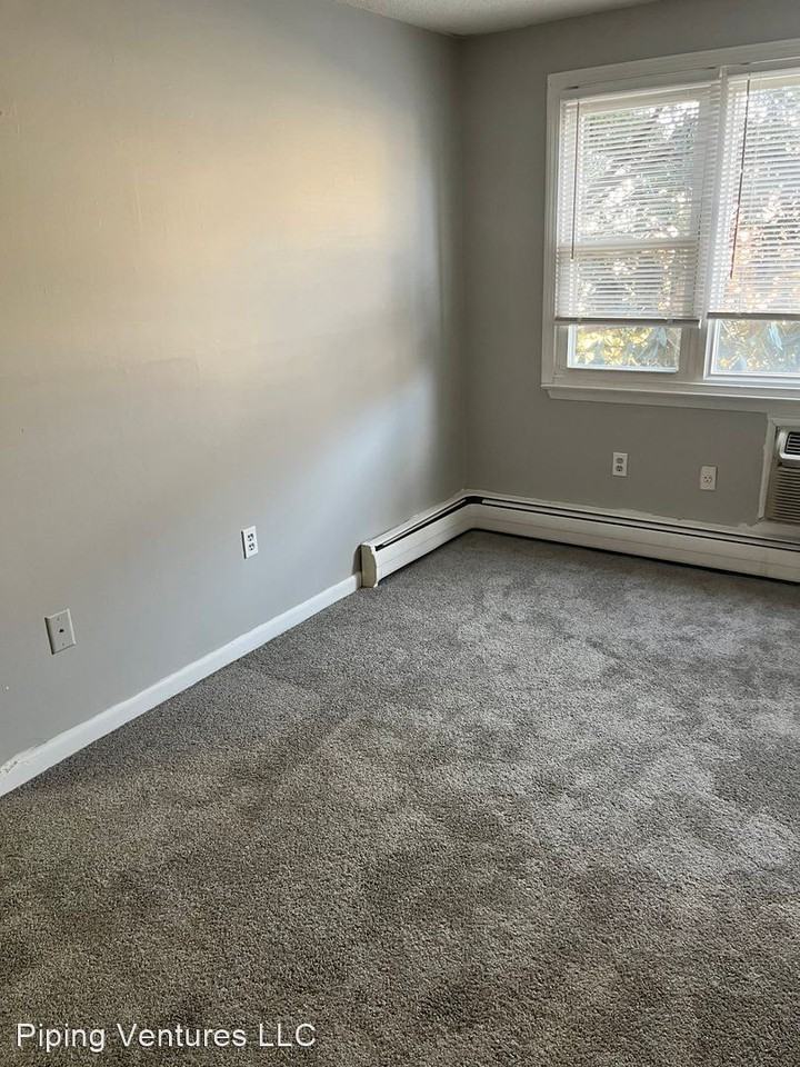 1579 Hamilton Avenue Apartments 1579 Hamilton Ave, Waterbury, CT