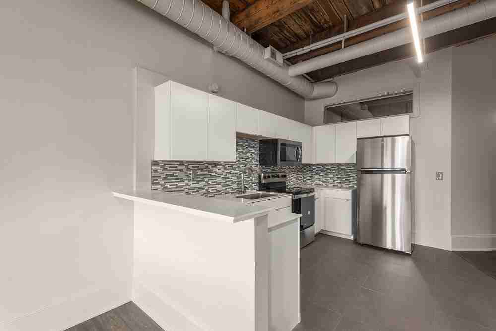 Historic Buckeye Building Apartments 2082 E 4th St, Cleveland, OH