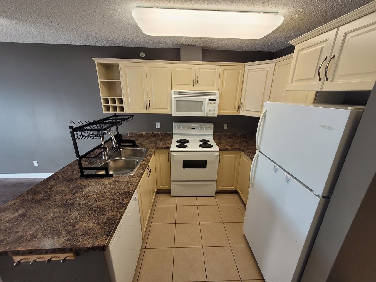 17404 Apartments in Callingwood South, Edmonton, AB T5T 6X4 Zumper