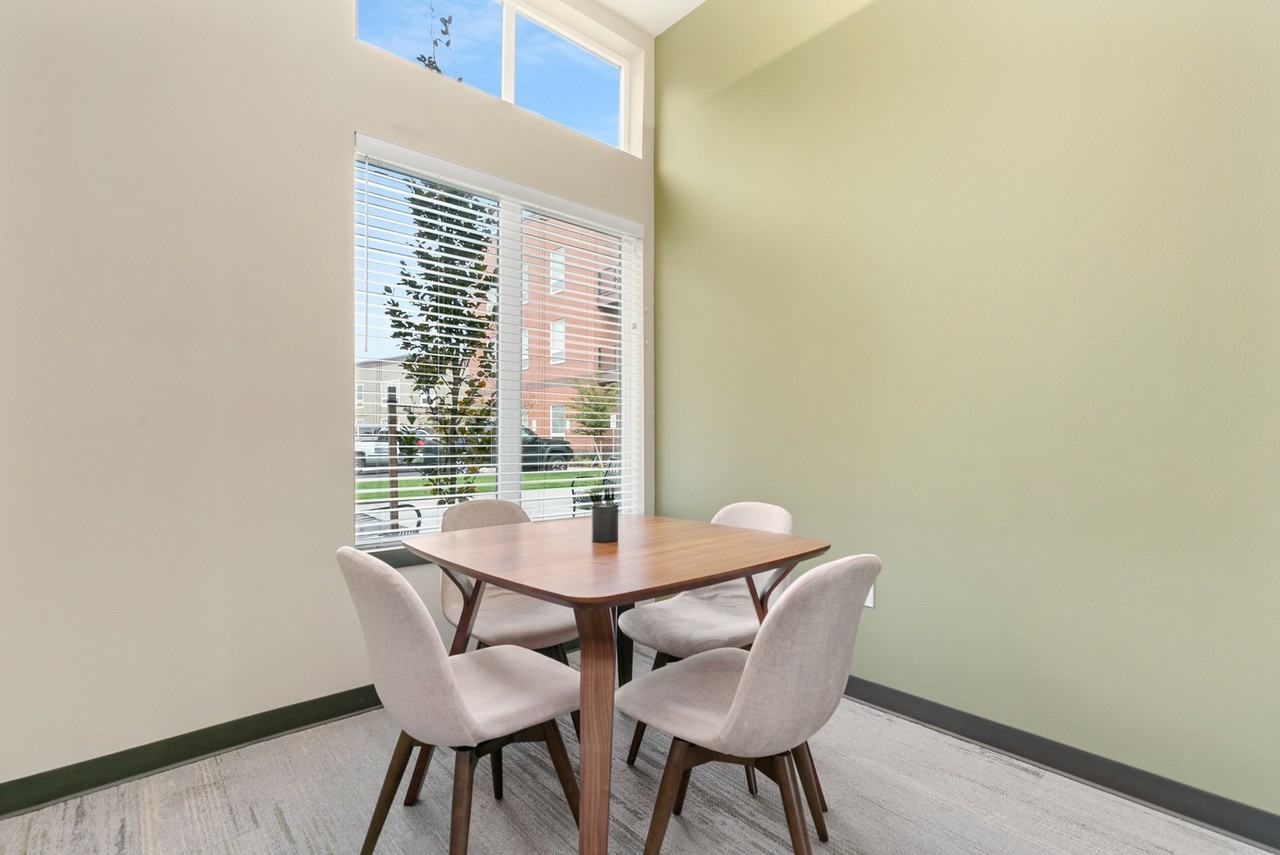 Independence Landing Apartments 375 Osprey Ln, Independence, OR 97351