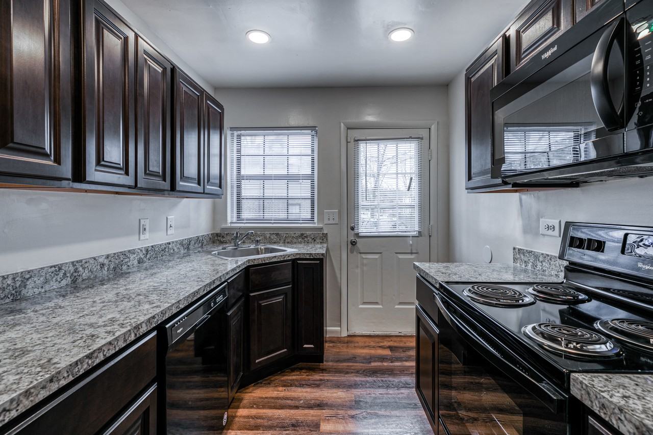 Stansbury Manor Apartments 1 Alder Dr Ste A, Middle River, MD 21220