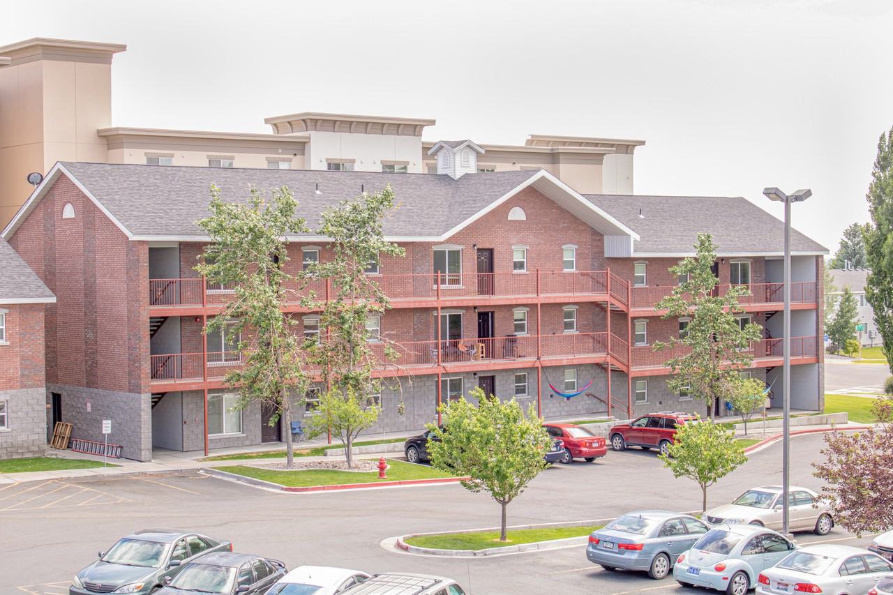 Nauvoo House Apartments 175 W 5th S, Rexburg, ID 83440 Zumper