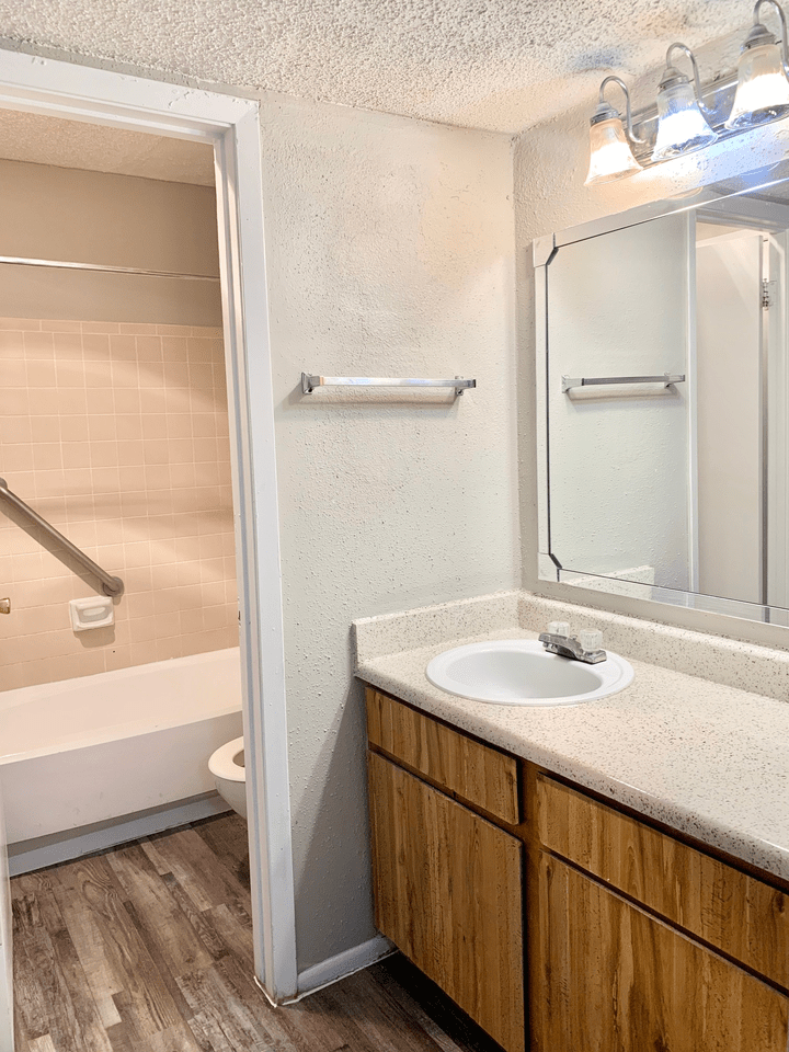 Bellaire Oak Ridge {20220718} Apartments 11200 Perrin Beitel Rd, San