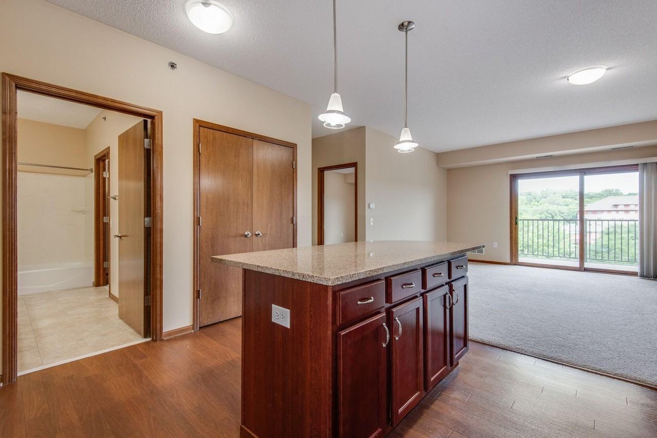 Oaks Glen Lake Apartments 14414 Stewart Ln, MN 55345 Zumper