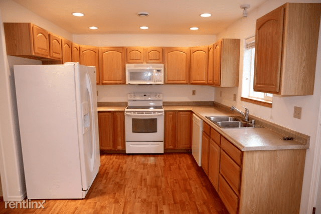 36315 Dawn Drive 2 Bedroom 1 Bath Townhouse style 4Plex Apartments in