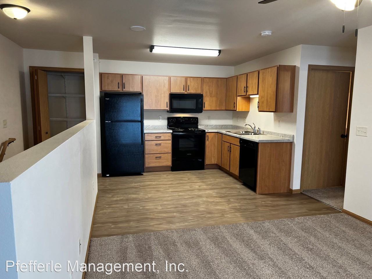 South Ridge Apartments 1321 1321 1327 Pep's Drive, Medford, WI