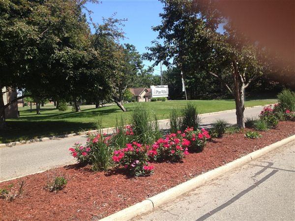 Pine Villa Apartments 425 Warwick Dr, Alma, MI 48801 Zumper