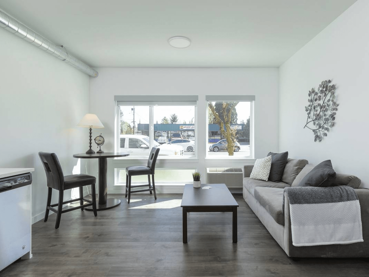 54 Woodstock Apartments 5401 Se Woodstock Blvd, Portland, OR 97206