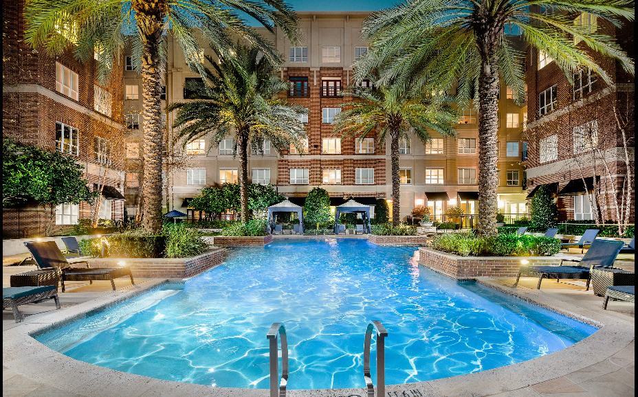 Hanover Rice Village Apartments 2455 Dunstan Rd, Houston, TX 77005