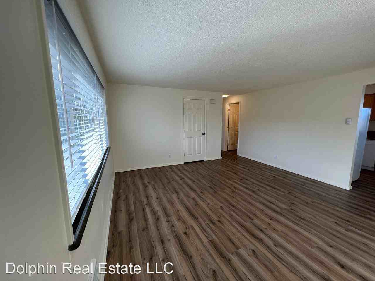 385 NW 6th St. A to D Apartments in Newport, OR 97365 Zumper