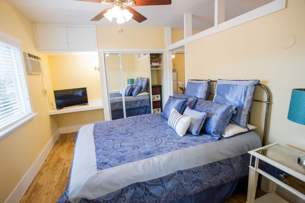 Rio Grande Square Apartments 2800 Rio Grande Street, Austin, TX 78705