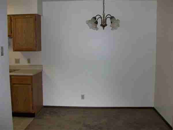 Indian Hills Apartments/Townhouses 400 Cleveland St, Dowagiac, MI