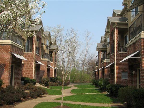 The Lincoln at Fairlane Town Center Apartments 100 Lincoln Ln, Dearborn, MI 48126 Zumper