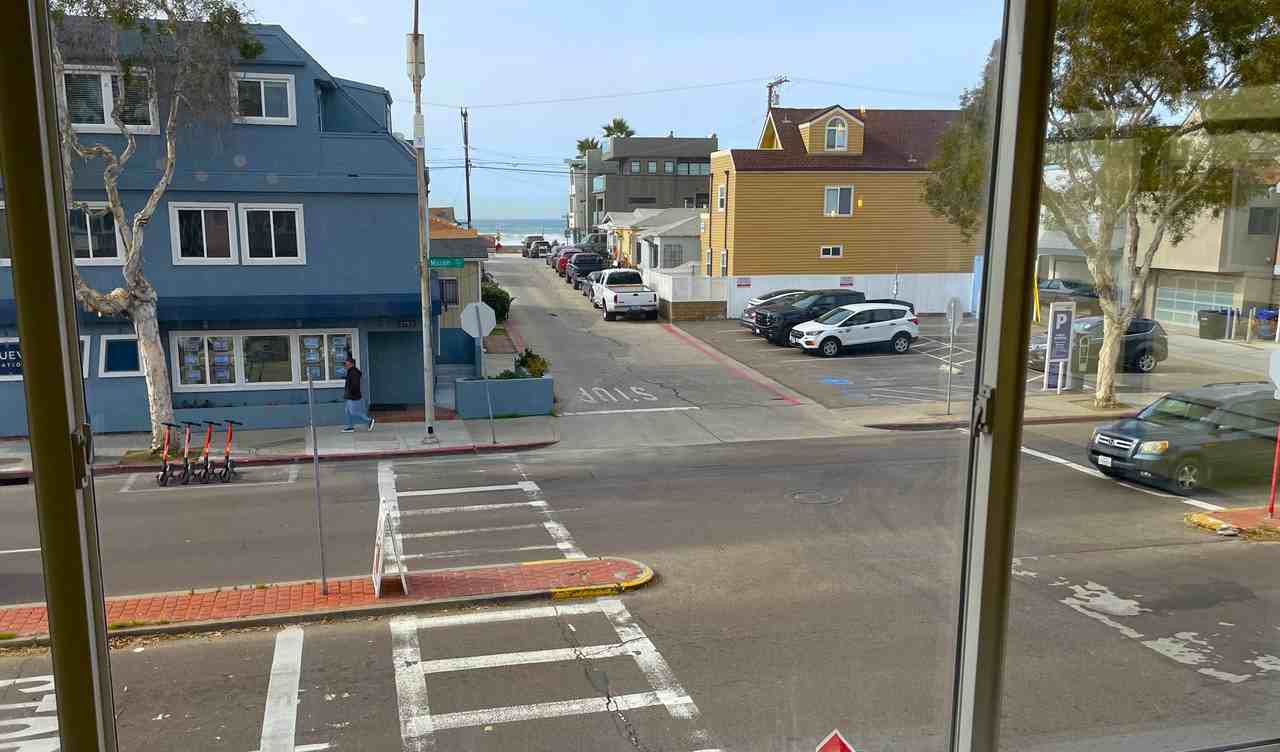 Mission Boulevard Apartments 3795 Mission Boulevard, San Diego, CA