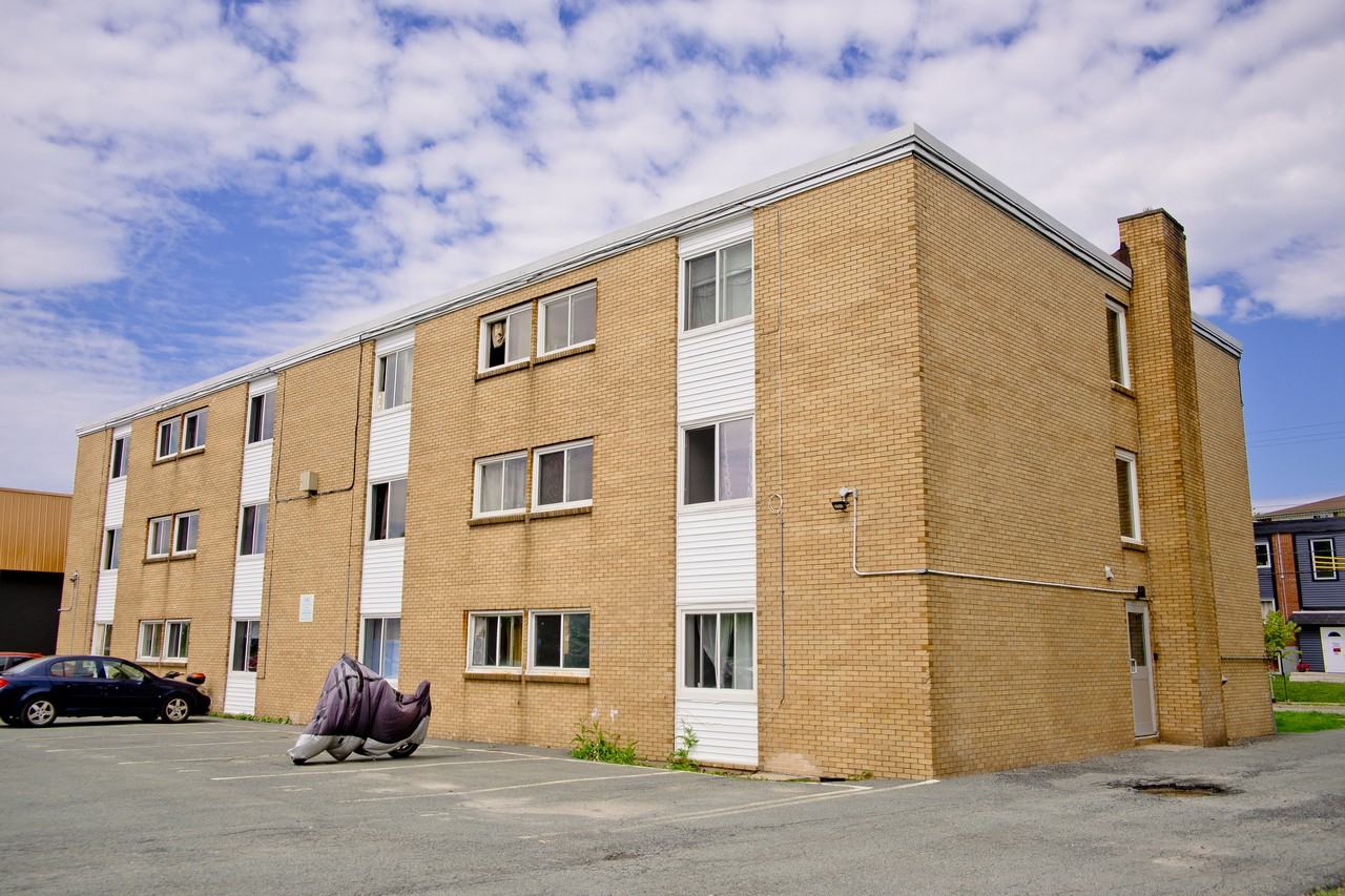 123 Pinecrest Drive Apartments 123 Pinecrest Dr, Halifax, NS B3A 2J7