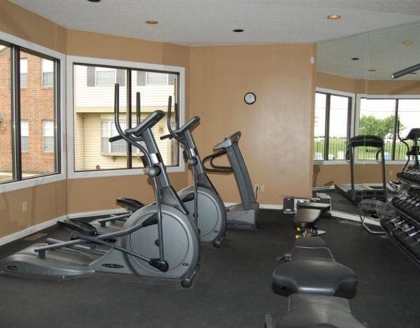 Lakeview Square Apartments 5211 Sawmill Rd, Columbus, OH 43017 Zumper