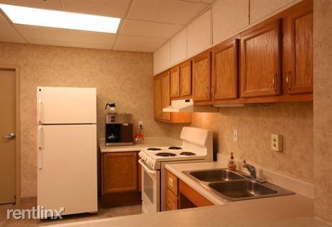 Lawrence Park (OLD) Apartments 7000 E 10 Mile Rd, Center Line, MI