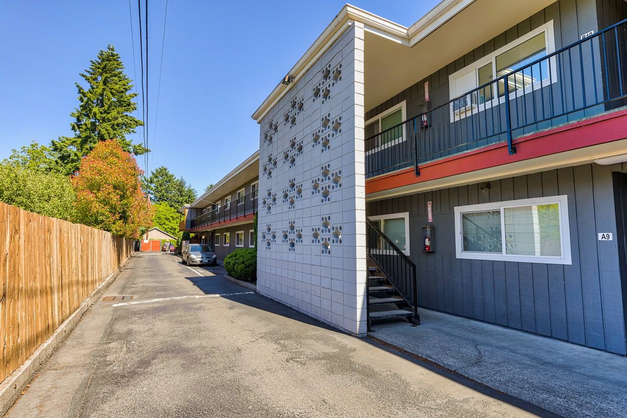 Camille Court Apartments 10288 Se 43rd Ave, Milwaukie, OR 97222 Zumper