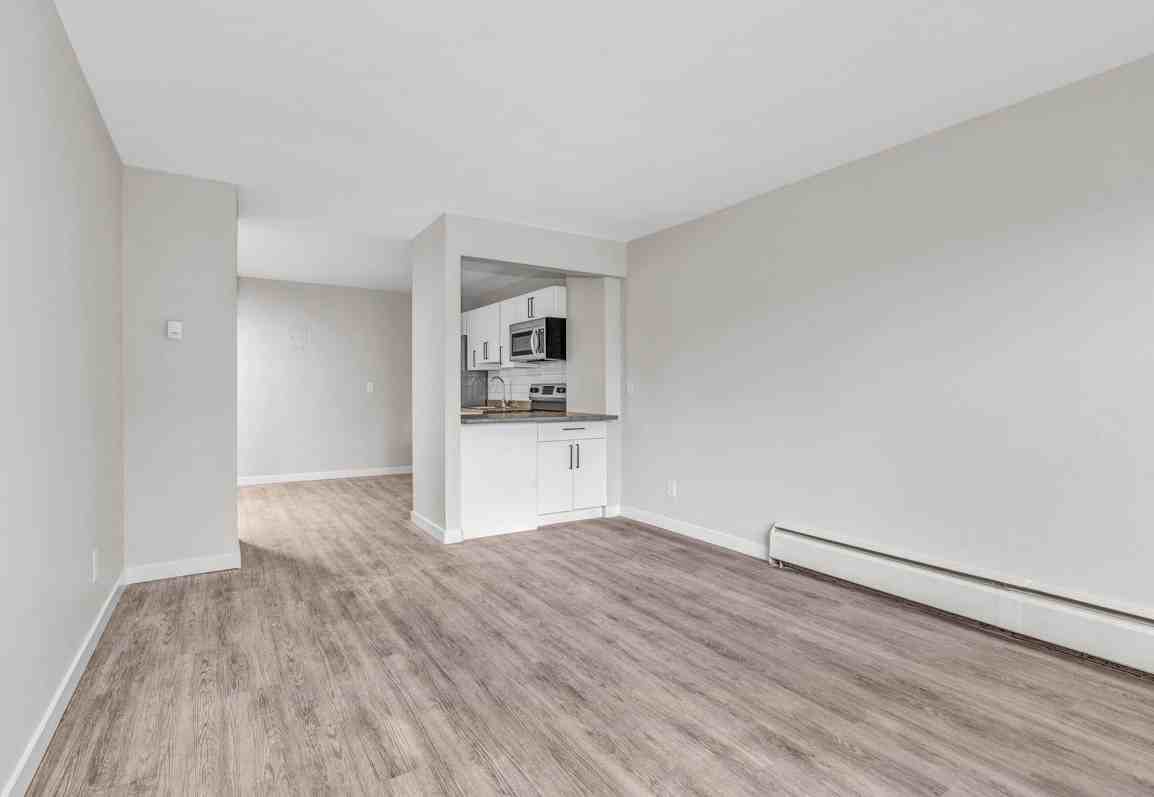 Surrey Gardens Apartments 12747 102 Ave, Surrey, BC V3V 3E6 Zumper