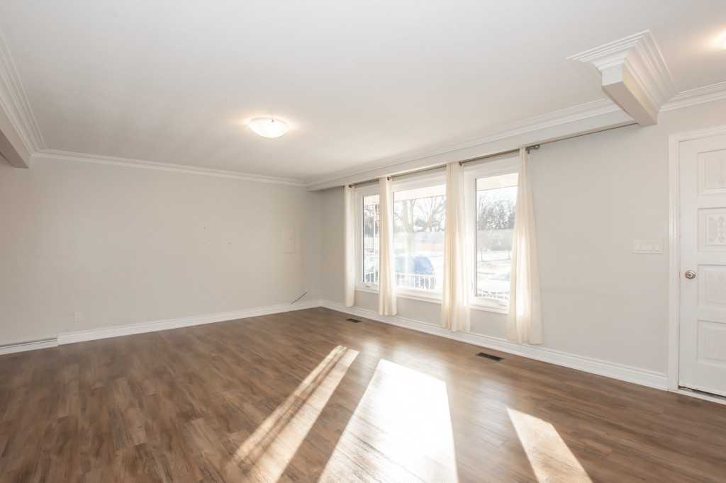 101 Allan Drive Apartments 101 Allan Dr, St. Catharines, ON L2N 1G1