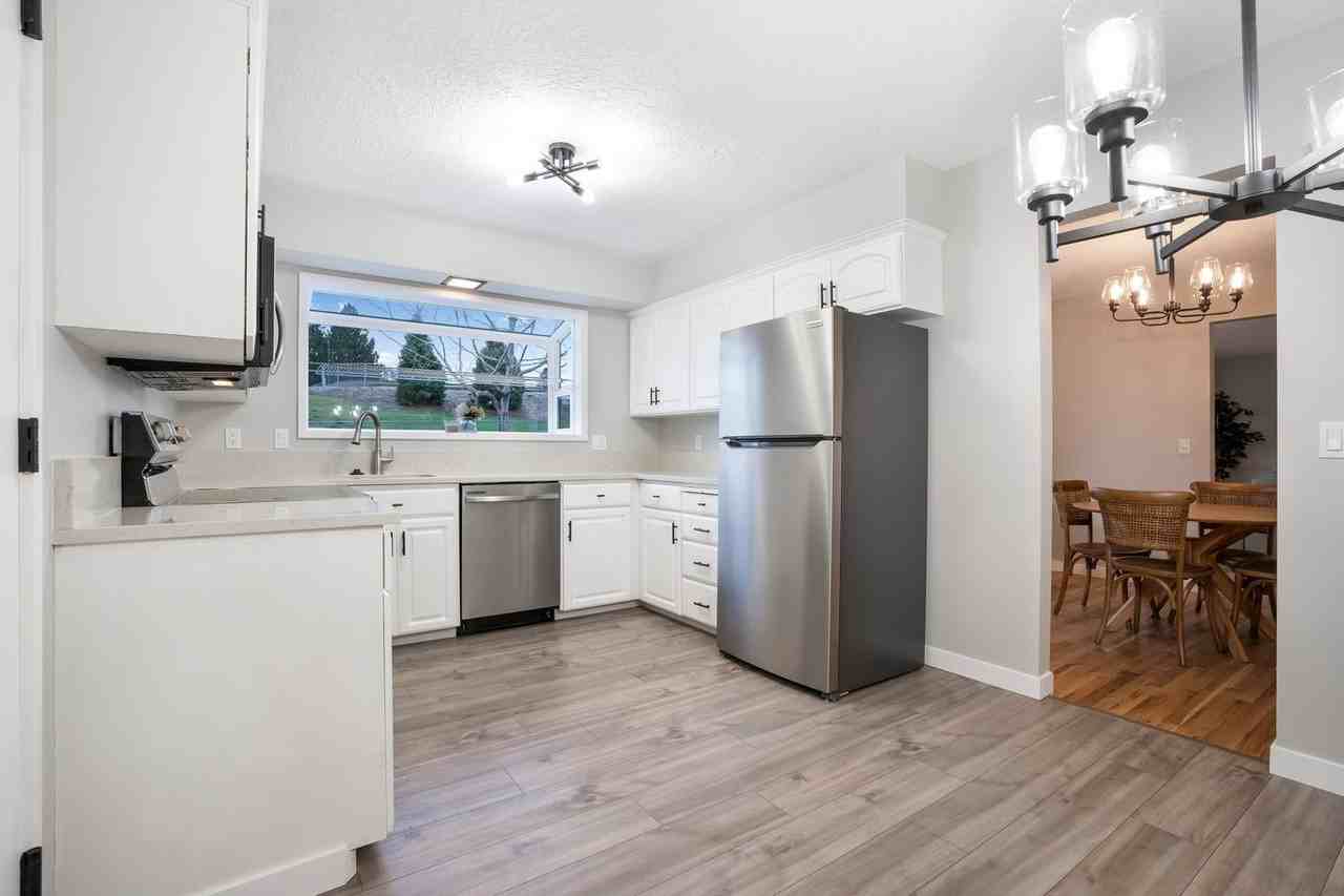 Wonderfully remodeled Beaverton home by Nike HQ Apartments in Cedar