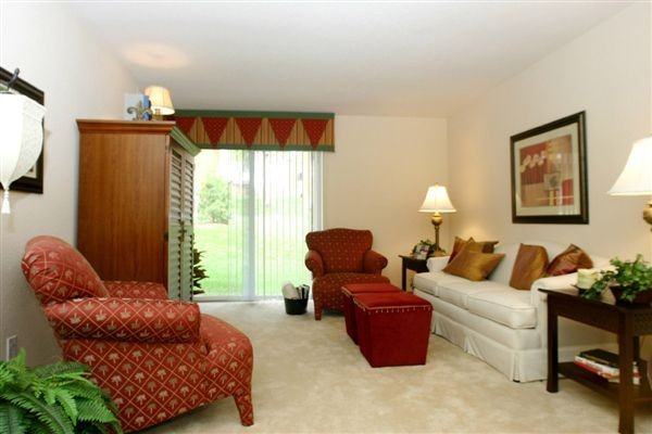 Greenbriar Apartments 1942 Hunting Lake Ct, Kirkwood, MO 63122 Zumper