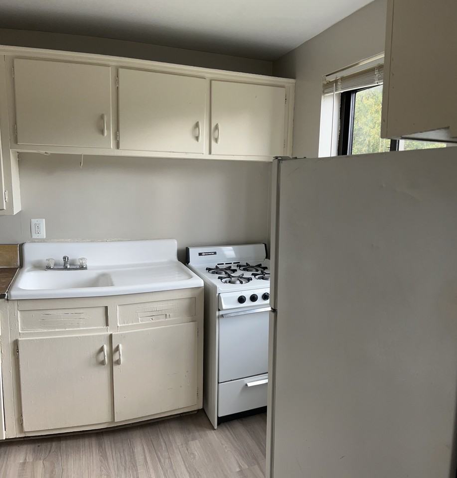 University Gardens Apartments 4622 Knox Rd, College Park, MD 20740