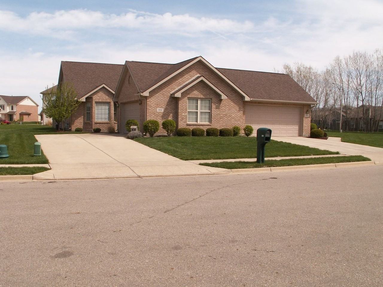 900/902 Jasmine Lane Apartments in Troy, OH 45373 Zumper