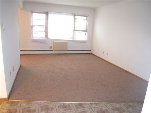 MARION STREET APARTMENTS 195 Larpenteur Ave W Ofc 19, Roseville, MN