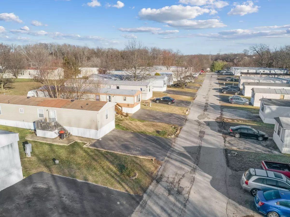 Eagle Creek Mobile Home Community Apartments 1601 E Eagle Dr, Murphy