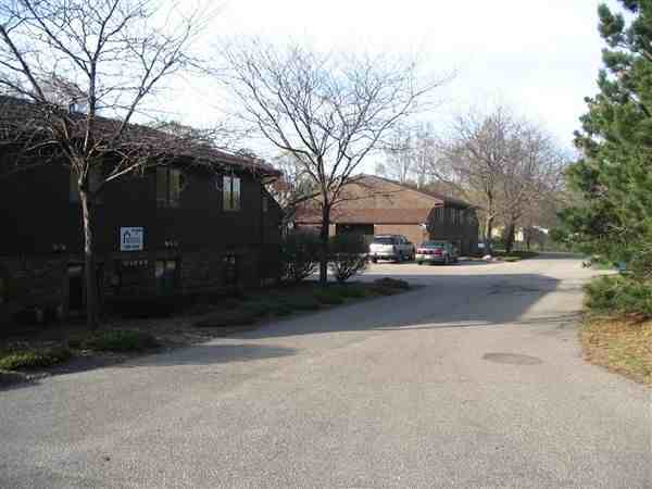 Singapore Cove Apartments 6591 Clearbrook Dr, Saugatuck, MI 49453