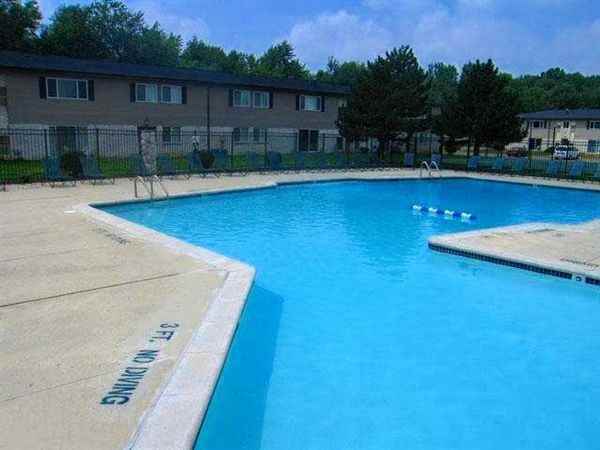 Village Squire Apartments 5955 Edinburgh St, Wayne, MI 48187 Zumper