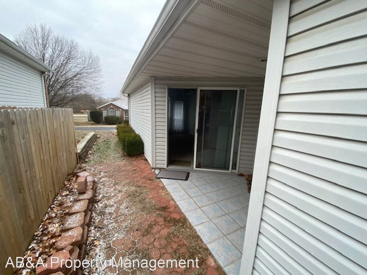 341343 Northpark Ln. Apartments 341 S Northpark Ln, Joplin, MO 64801