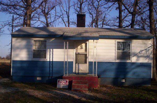 Crowder Village Cabins Apartments 4300 Price Dr, Neosho, MO 64850