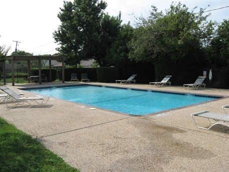 Landers Lane Townhomes Aartment Apartments 2376 Ridge Run Rd