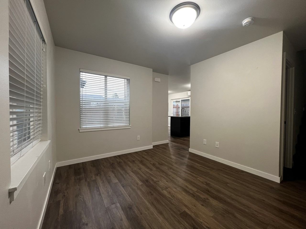 2425 Valencia Street Apartments 2425 Valencia St, Bellingham, WA