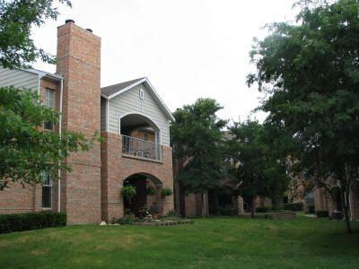 River Park Place Apartments 3451 River Park Dr, Fort Worth, TX 76116