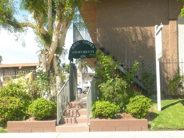 Royal Garden Apartments 6730 Riverton Ave, Los Angeles, CA 91606 Zumper