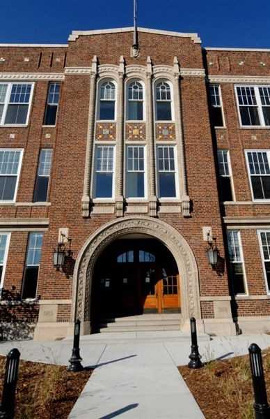 Midtown Village Apartments 372 S River Ave, Holland, MI 49423 Zumper