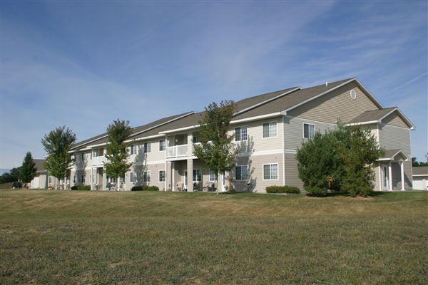 Country Village Apartments 4321 Country Village Ln, MI 48653 Zumper