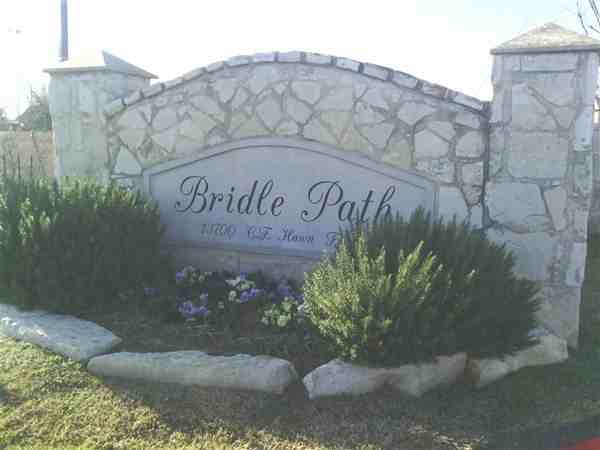 Woodside Apartments 13660 C F Hawn Fwy, Dallas, TX 75253 Zumper